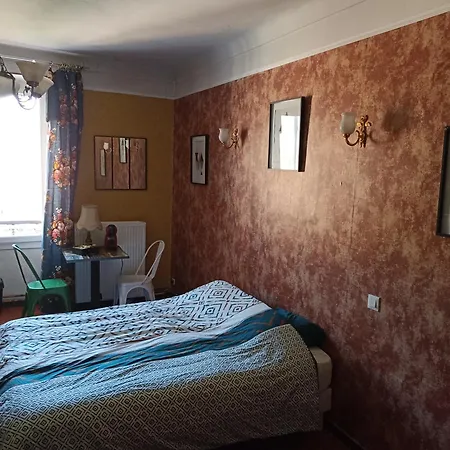 L'atelier Michaux Bed & Breakfast Saint-Andre-les-Alpes